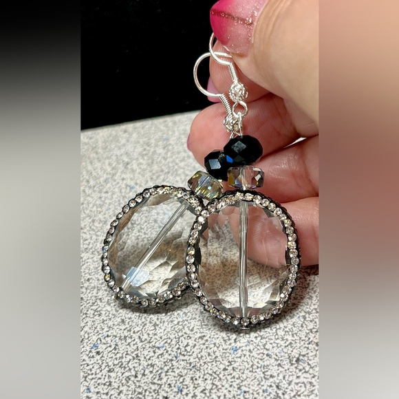 Elegant Crystal Earrings long evening wear - Picture 8 of 15